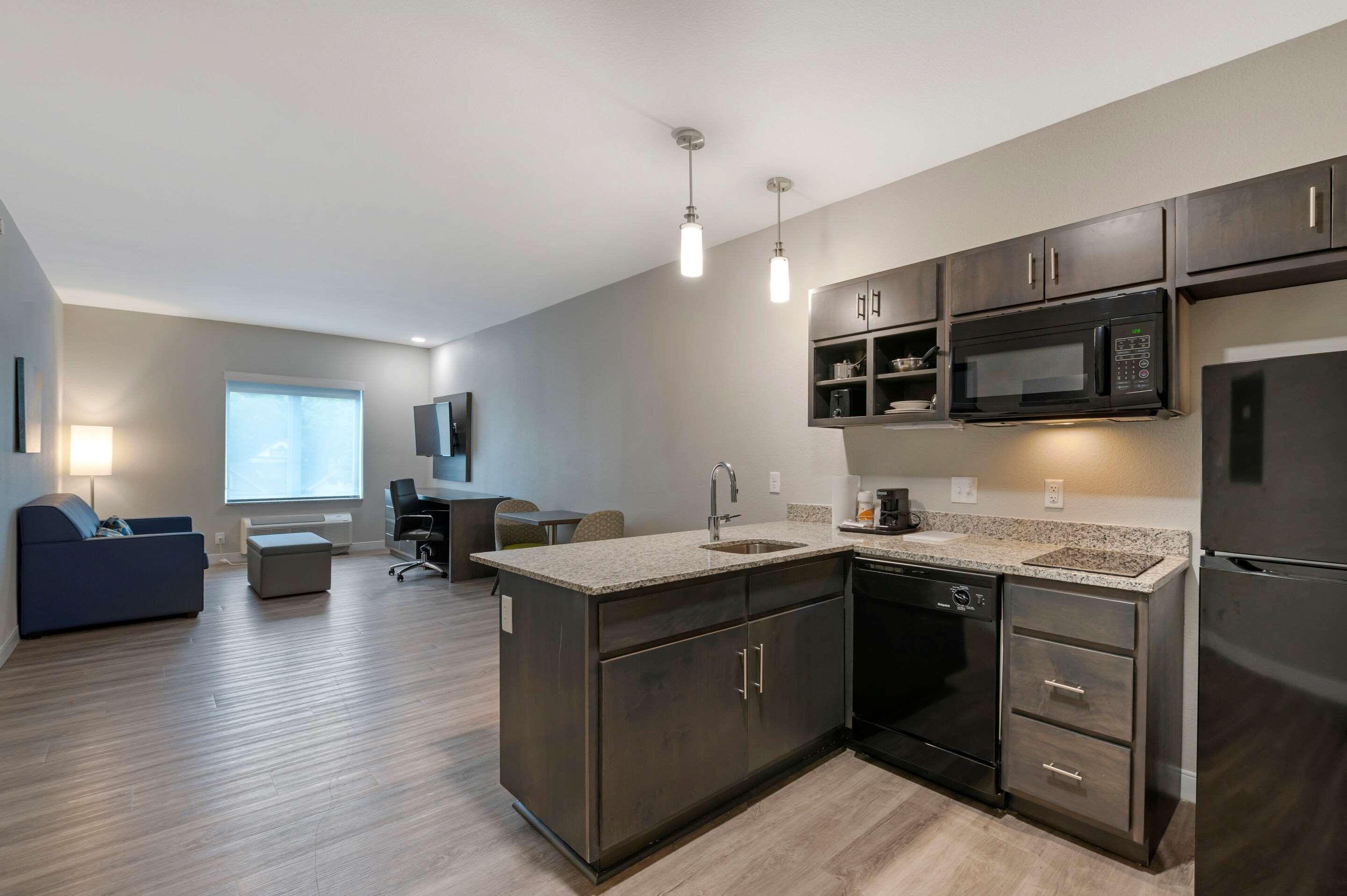 Mainstay Suites Cincinnati University - Uptown Экстерьер фото