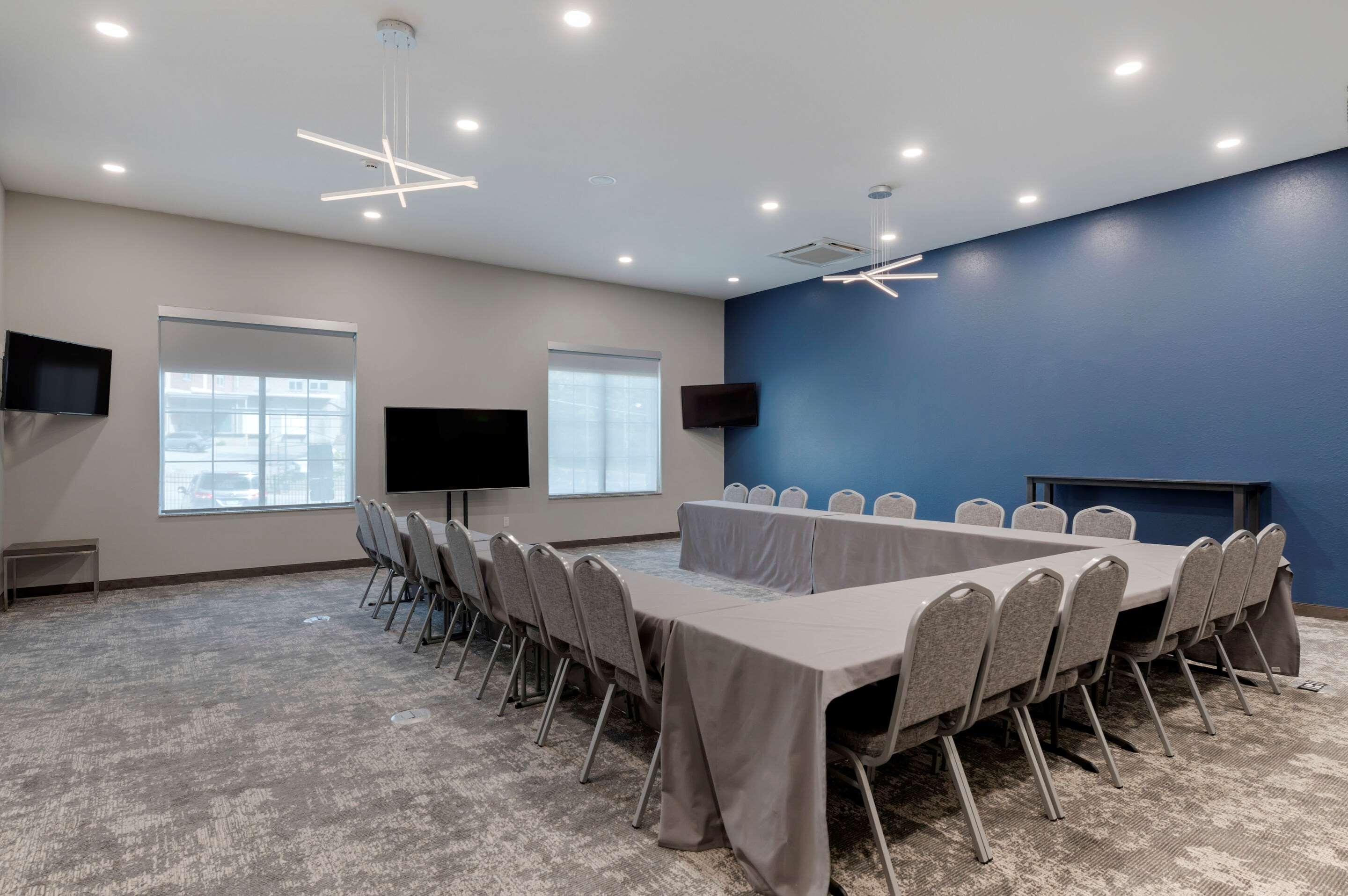 Mainstay Suites Cincinnati University - Uptown Экстерьер фото