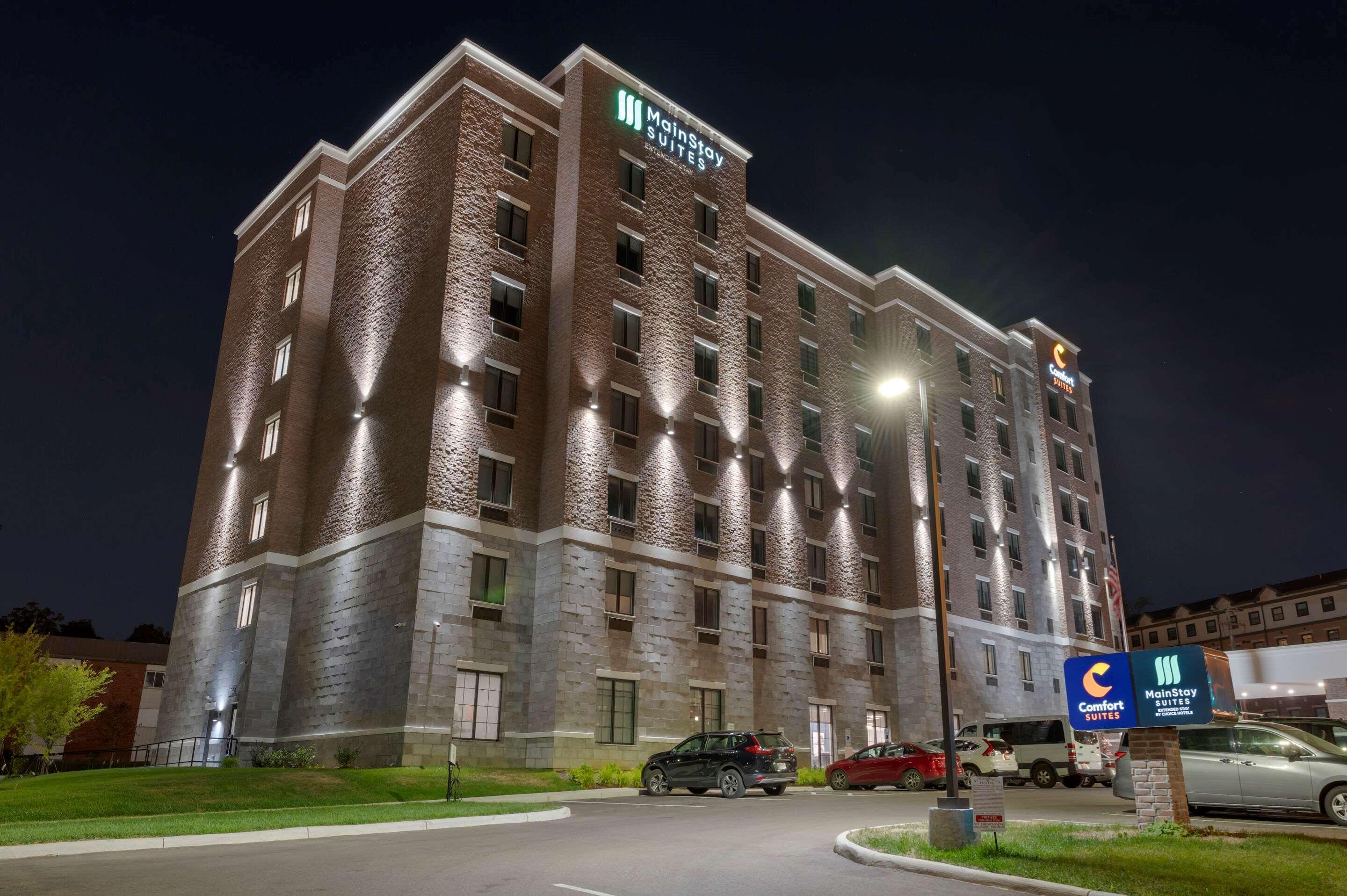 Mainstay Suites Cincinnati University - Uptown Экстерьер фото
